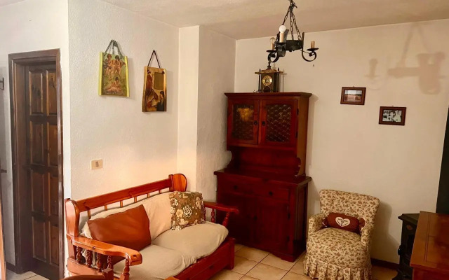 Via Osvaldo Moretti(complessoShalimar)