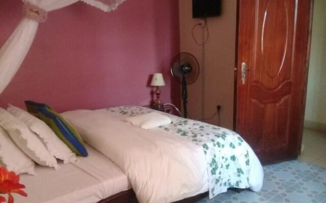 Elsam Mariot guest House