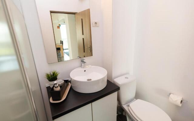 Oliver's Beach House