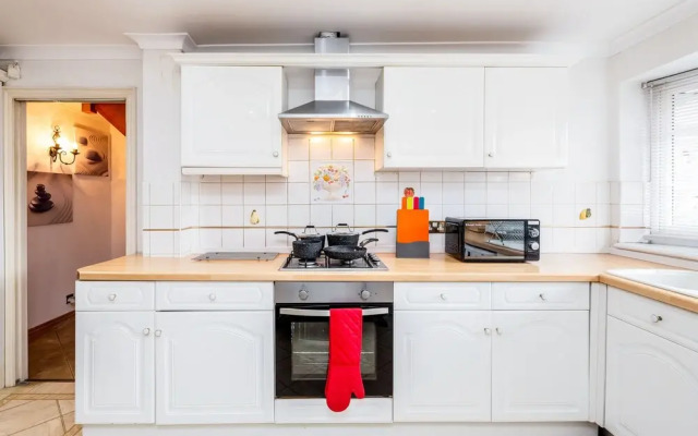 Hiikots Apartments Dagenham