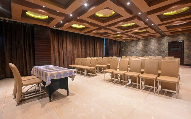 OYO 10192 Hotel Vista Residency