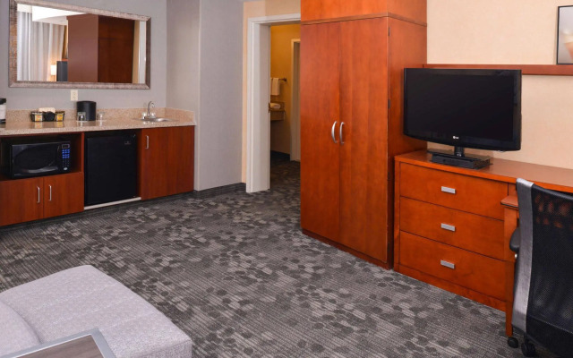Courtyard by Marriott Pittsburgh Monroeville