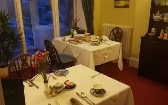 Miramar Guesthouse