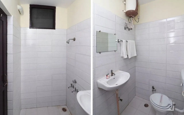 Hotel Royal Monarch by OYO Rooms