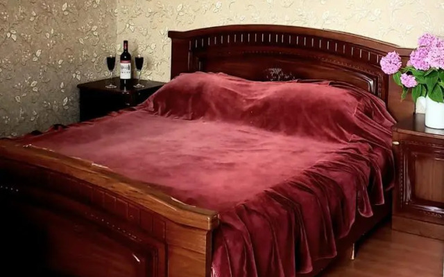 У Розы (Гагра)