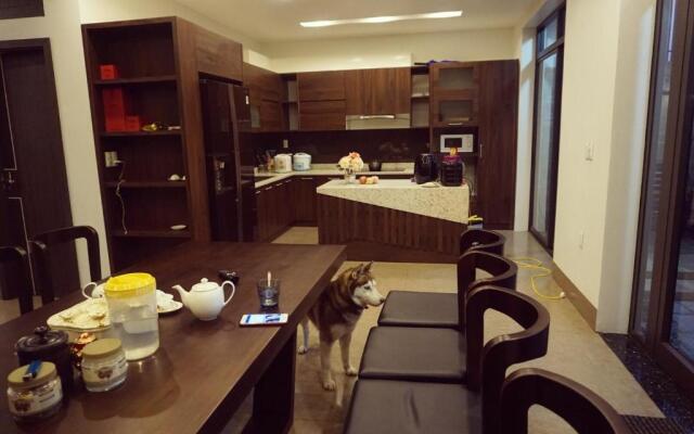 Homestay Villa Full House