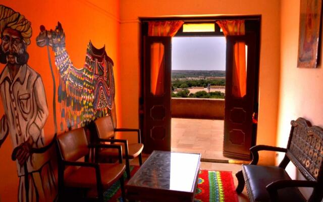 Deepak Hotel & Restaurant