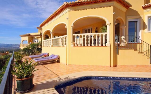 Villa Alexander