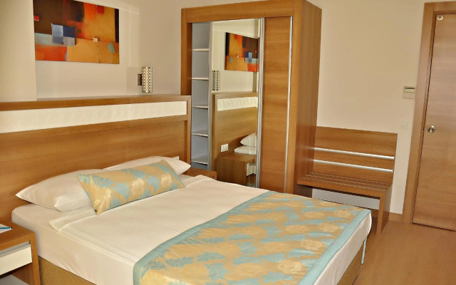 Triana Hotel