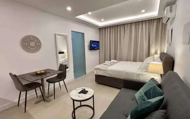 White Arches Studio Suite