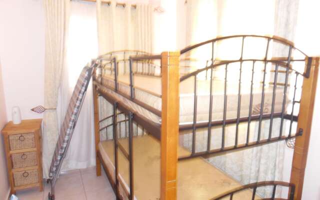 2B Cottage Mt Pleasant