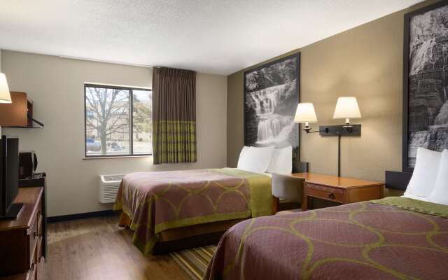 Super 8 by Wyndham Ithaca