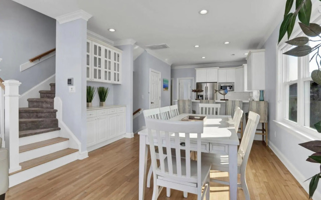 Salty Dog by Sea Scape Properties