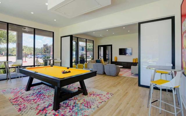 The Elvis Presley Urban Luxury Apts Austin