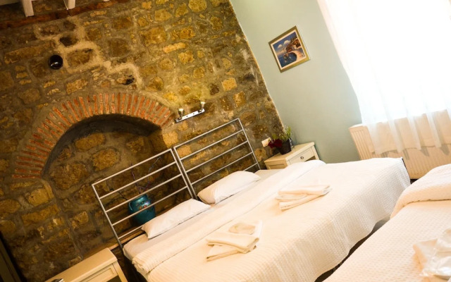 Adatepe Hostels
