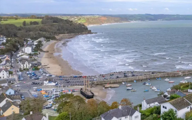 Brynawelon - Wonderful Sea and Harbour Views