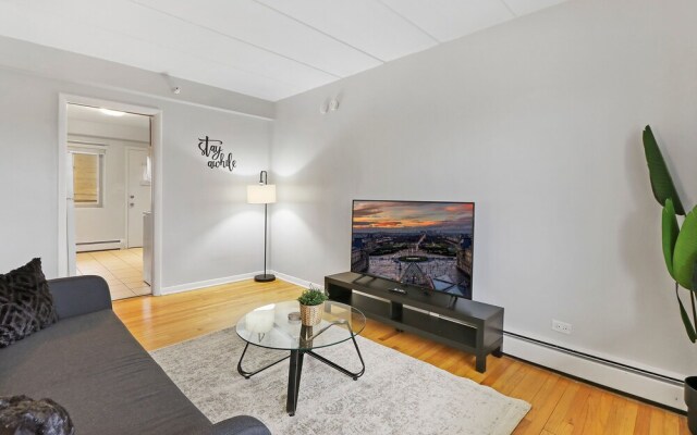 Lush 1BR Apt in Quiet Arlington Heights