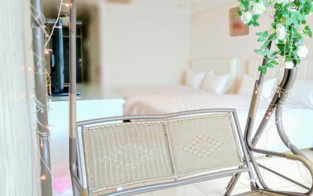 Shana Skyline Hostel