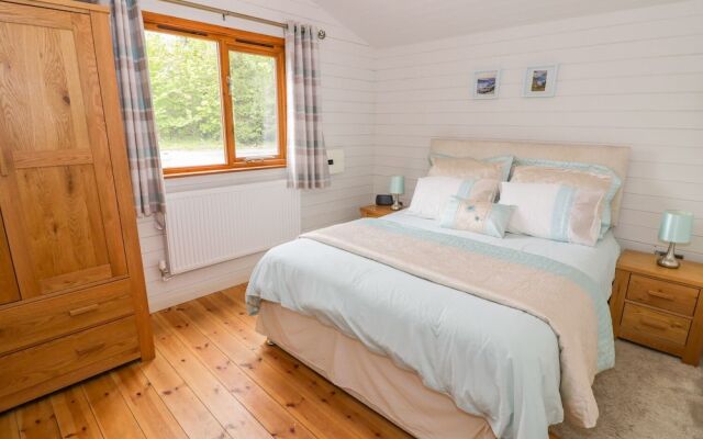 Log Cabin at Furlongs Farm