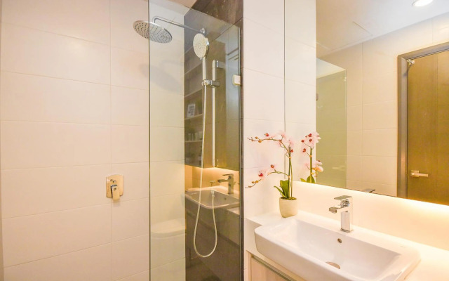 Suasana Residence by Nest Home