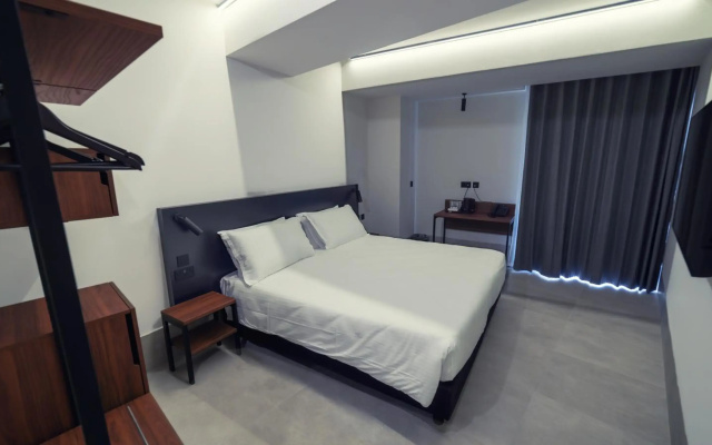 Onyx Hotel