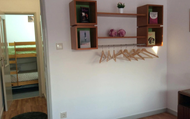 Downtown Sunny Apartment