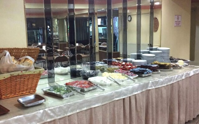 Elif Otel