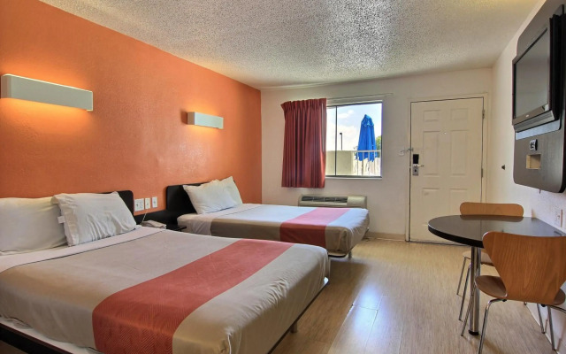 Motel 6 Austin, TX - North Central
