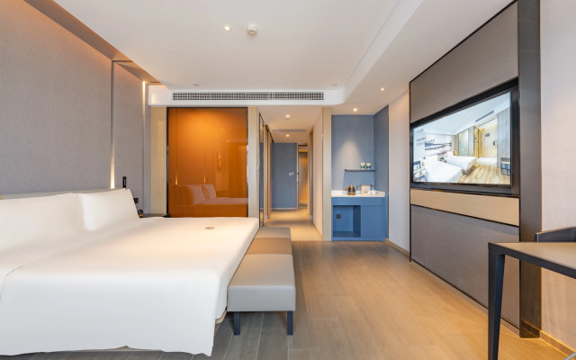Atour Hotel, Baoyu Plaza, North Changjiang Road, Kunshan