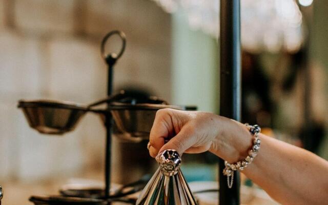 Exmo Hotel by Olivia