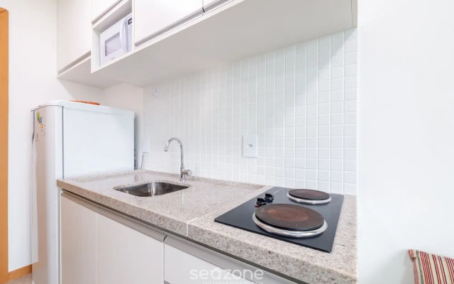 Full Apartment w/ View and Balcony - Sol0404