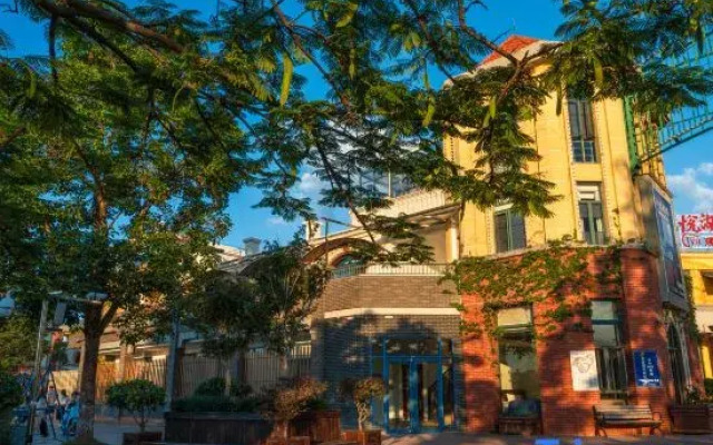 Yuehu View Smart Homestay (Jianshui Ancient City Branch)