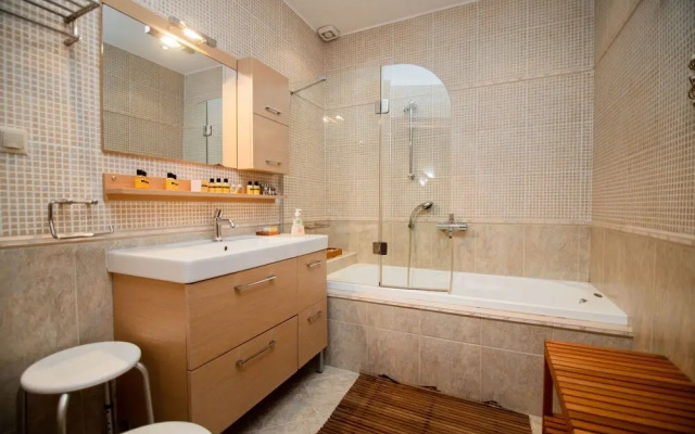 Zeusplace Fenias Nest House