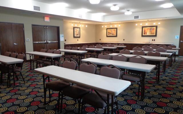 Holiday Inn Express Hotel & Suites Lubbock South, an IHG Hotel