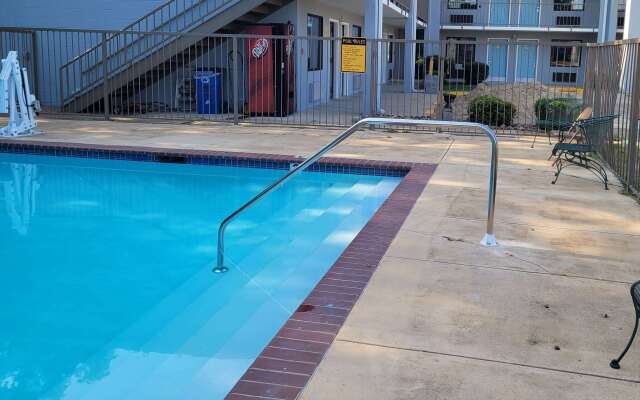 Super 8 by Wyndham Arkadelphia Caddo Valley Area