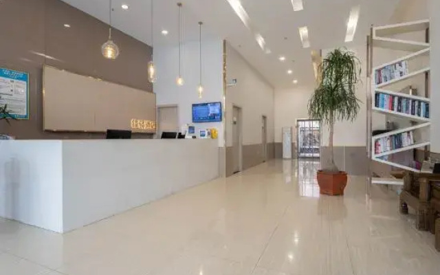 Grace Inn (Panshi New Town, Xiangjiang East Road, Cao County)