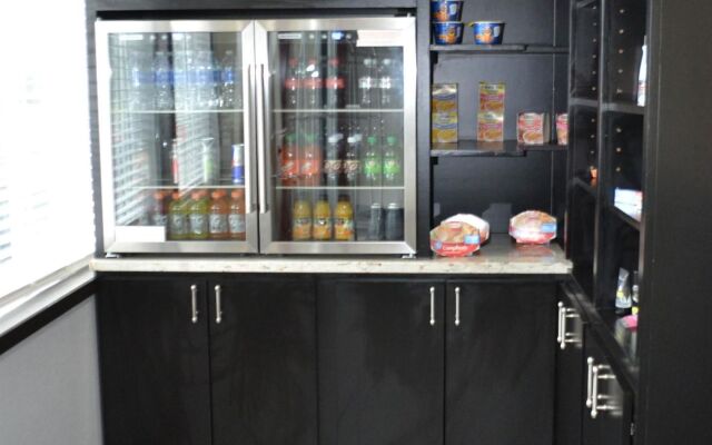 Best Western Sherwood Inn & Suites