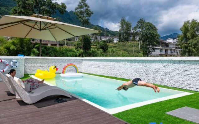 Enshi Grand Canyon Island • Scenic View • Parent Child • Leisure Vacation Homestay