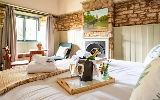 The Bell at Sapperton