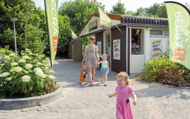 Comfortable Chalet With Combi-microwave, in a Green Area