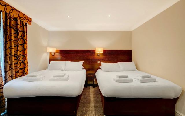 Liverpool Aigburth Sefton Park Hotel By Belvilla