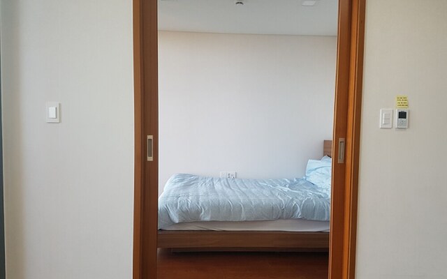 R.Loo House Seogwipo