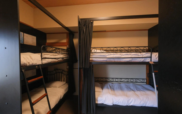 Guest House Umikaji - Hostel – Guest Rooms – Naha