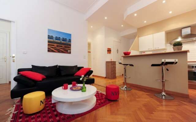 Savoy Palace - Five Stars Holiday House