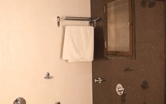 Hotel Grand Residency