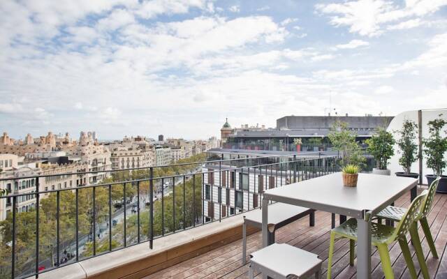 La Pedrera Apartment