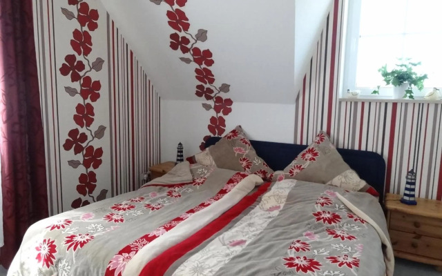 FH "Möwe" 2 Minuten vom Strand, NEUWLAN