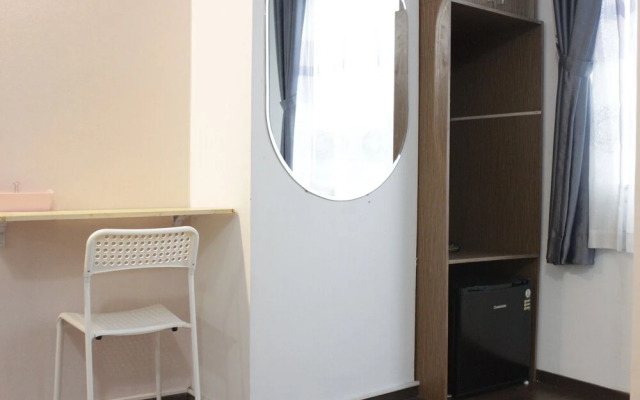 Emerald Studio Apartments
