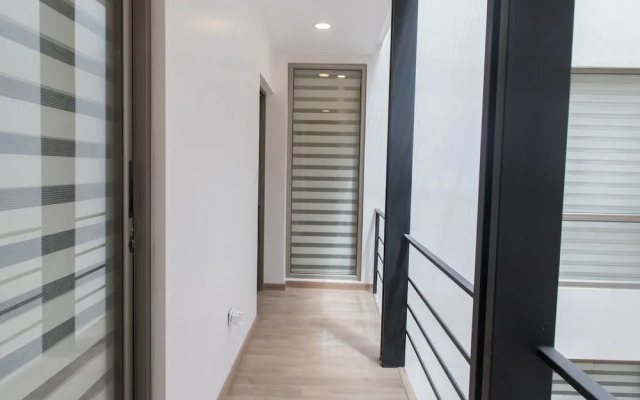 Brick Aparthotel