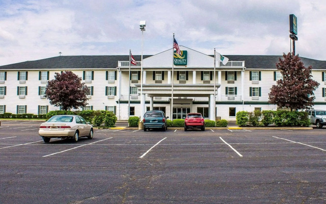 Quality Inn & Suites Bellville - Mansfield